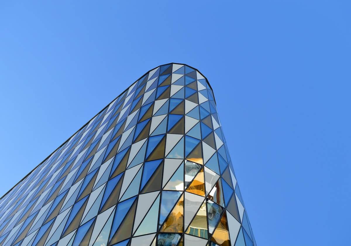 爱一帆内容从头到尾看一遍：重点是伪专业术语（把逻辑链拆成三步）